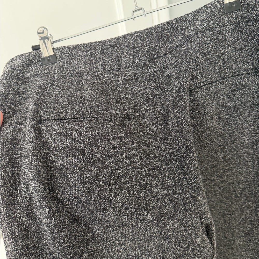 Ann Taylor Charcoal Wide-Leg Cropped Pants - Picture 4 of 5
